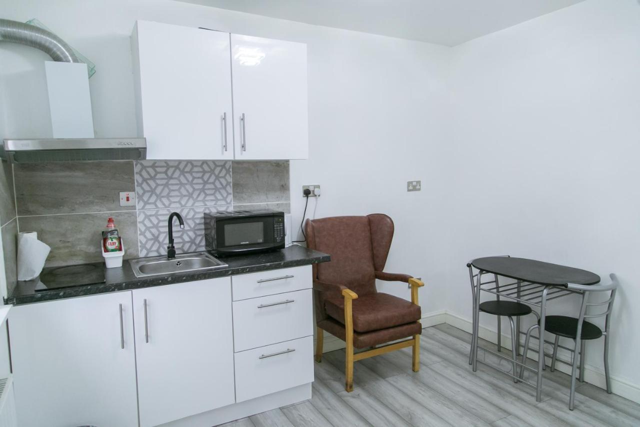 Hills View Apartments Manchester Luaran gambar