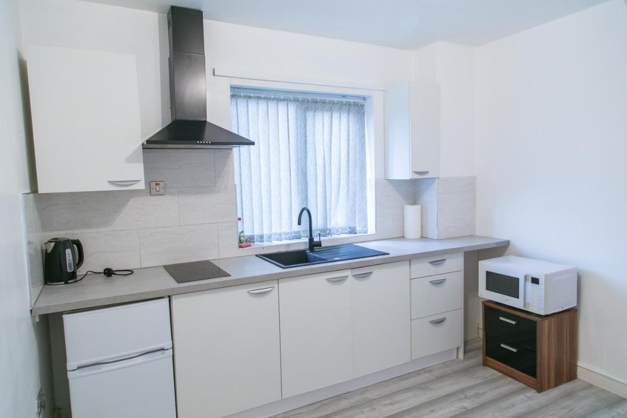 Hills View Apartments Manchester Luaran gambar