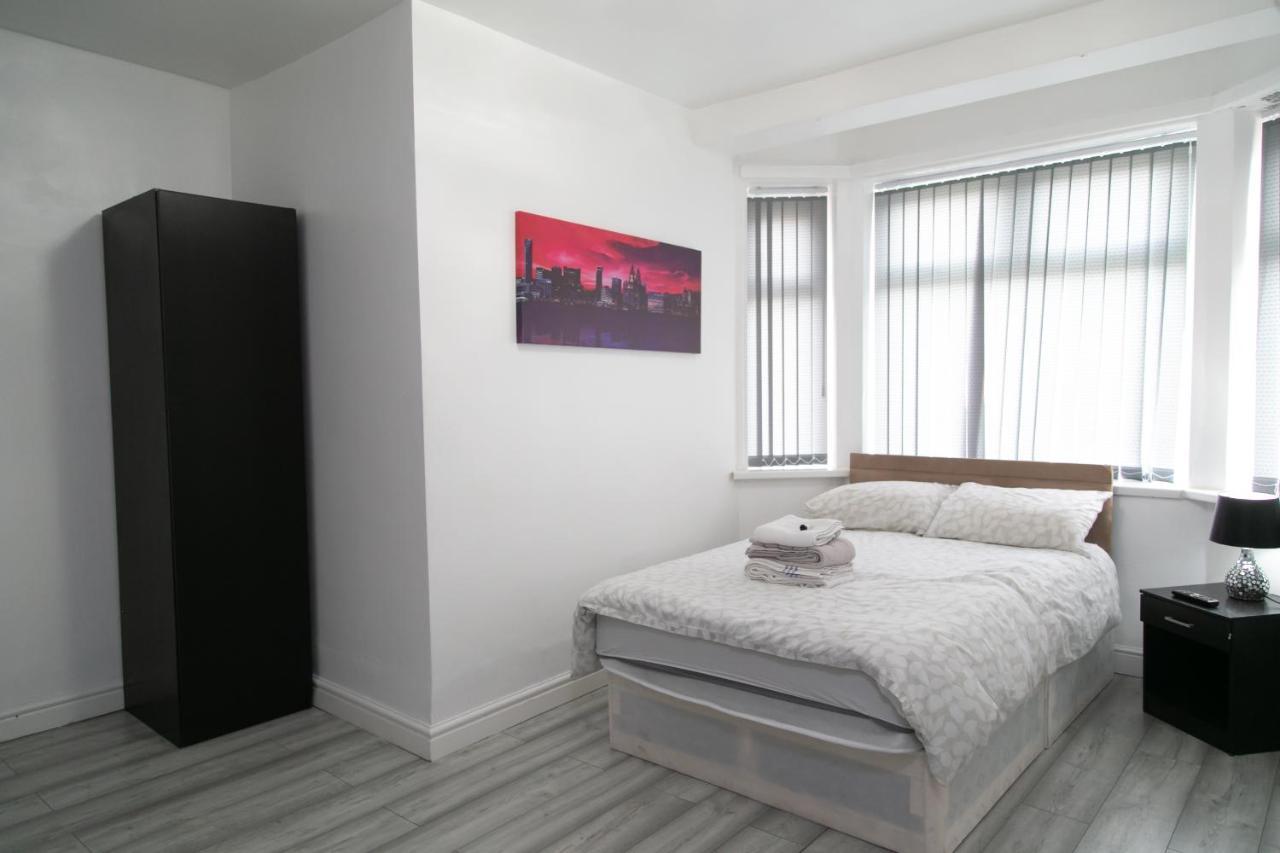 Hills View Apartments Manchester Luaran gambar
