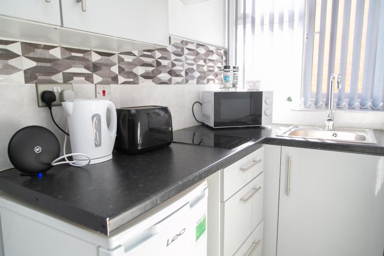 Hills View Apartments Manchester Luaran gambar