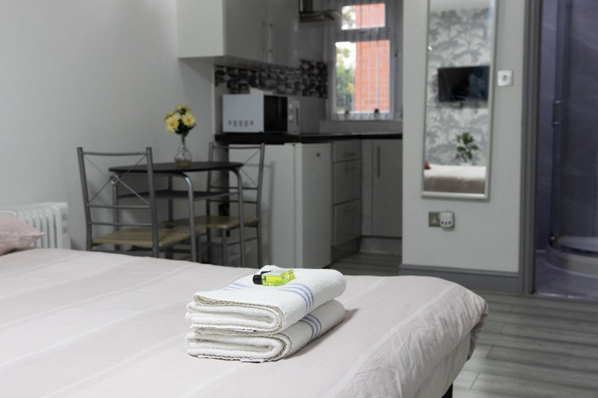 Hills View Apartments Manchester Luaran gambar