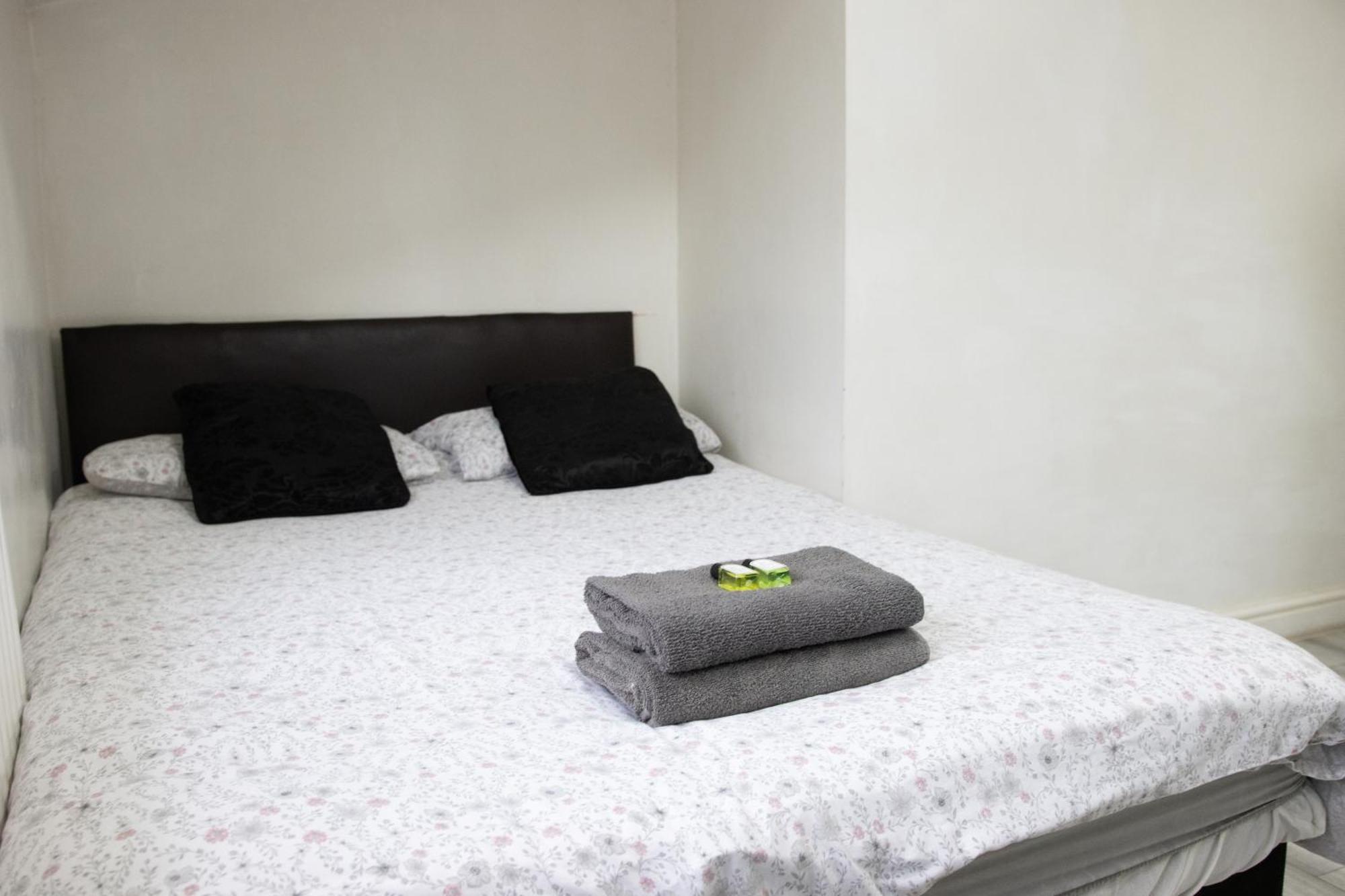 Hills View Apartments Manchester Luaran gambar